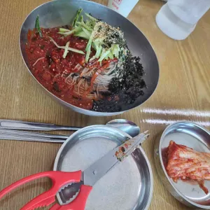 망우리고개 서옹메밀막국수 사진