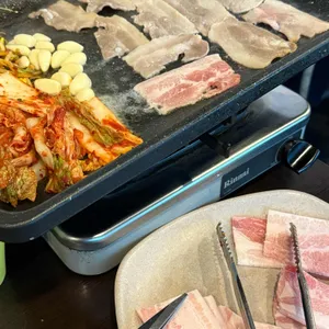먹어도돼지 사진