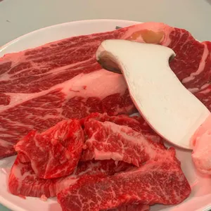 꾸석지돌판한우 사진