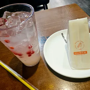 메가MGC커피 사진