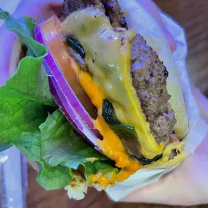폴트버거 사진