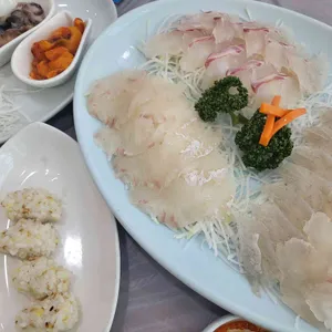 동백섬횟집 사진