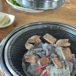 황소걸음식육식당 사진