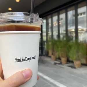 딥커피로스터스 사진