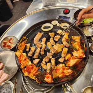 올바른솥뚜껑삼겹살 사진