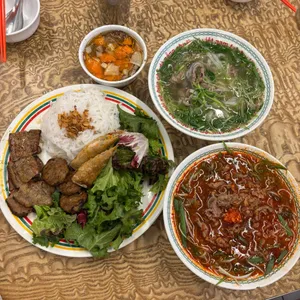 꾸아  사진