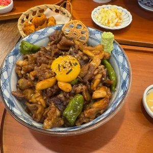 덮밥장사장 사진