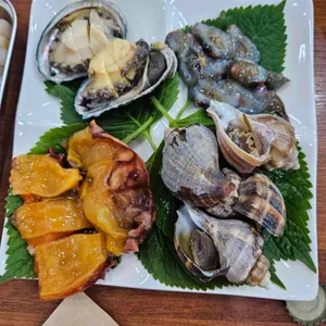 광어랑멍게 사진