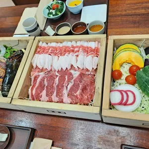 머무를 정 세이로무시 사진