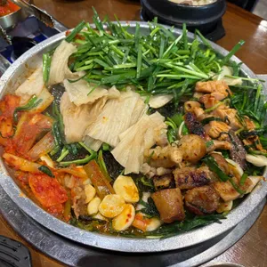 신촌부추곱창 사진