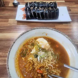 무지개분식 사진