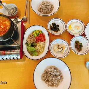 청국장과보리밥 사진