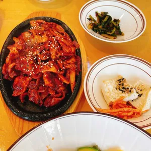 청국장과보리밥 사진