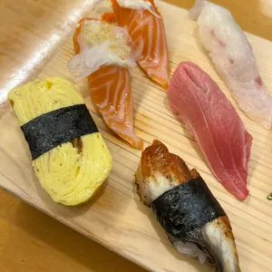 타마시초밥 사진