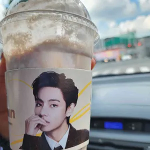 컴포즈커피 사진