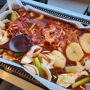 큰사위 오리집 사진