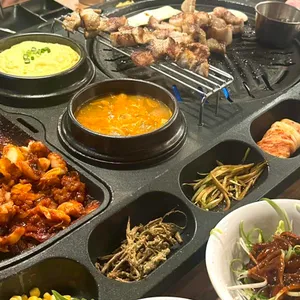 천통 사진