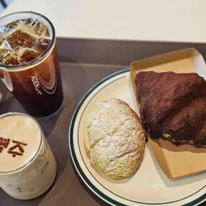 아덴블랑제리시그니처 사진