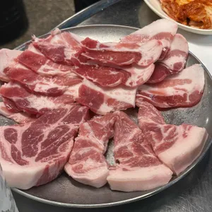 금돼지연탄구이 사진