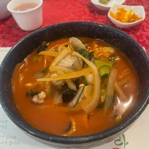 라차우 사진