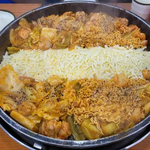 장인닭갈비 사진