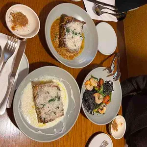 카밀로라자네리아 사진