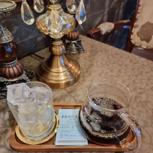 커피네루다 사진