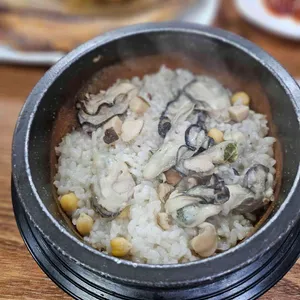 은행나무집 사진