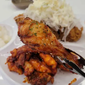 투홀릭치킨 사진