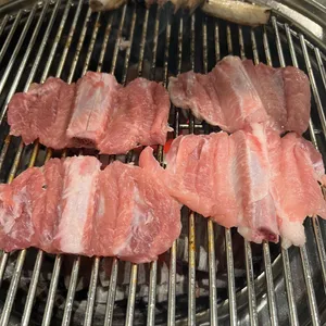 뭉클돈 사진