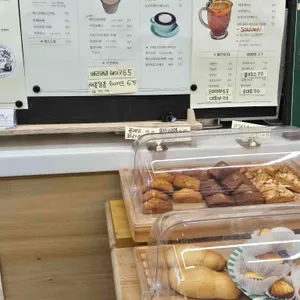봄갤러리 카페 리뷰 사진