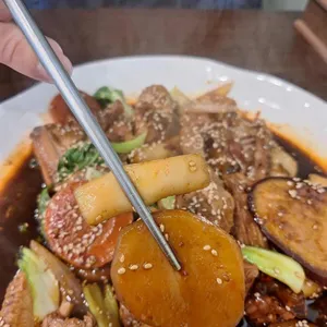 통큰솥뚜껑닭볶음탕 사진