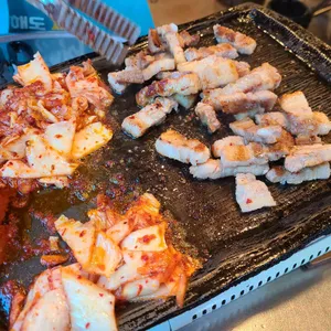 신김치생삼겹살 사진
