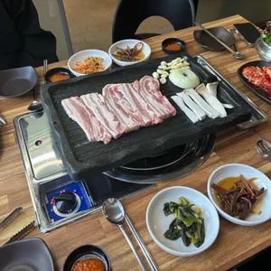 디딤돌 삼겹&부대찌개 사진