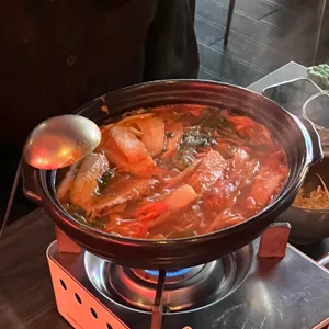 원탁 사진