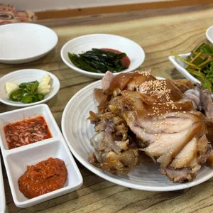 장가네 왕족발 사진