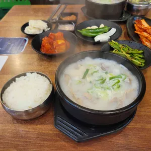 대건명가 돼지국밥 사진