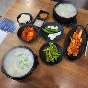 대건명가 돼지국밥 사진