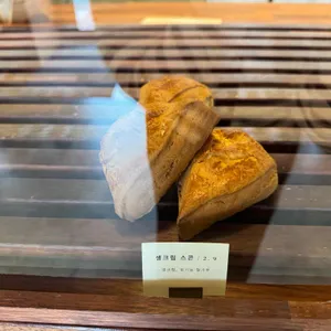 베이직브레드 사진