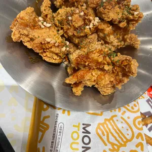 맘스터치LAB 사진