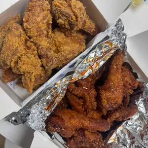 청년치킨 사진