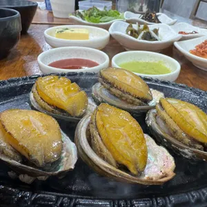 명진전복 사진 1