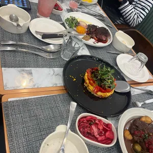 노윤 사진