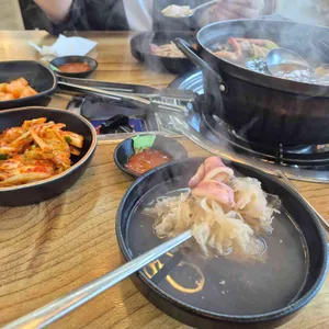 쭈낙해물칼국수 사진