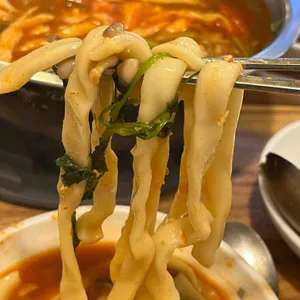 가양 칼국수 버섯매운탕 사진