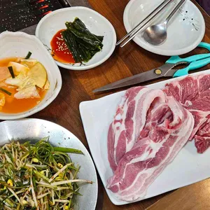 한옥식당 사진