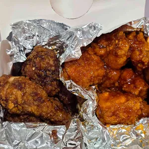 덤브치킨 사진