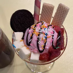 비밀역 사진