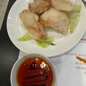 동국성 사진