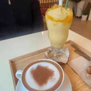 카페어테인 사진